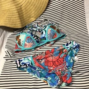 NEW! Bikini Swimsuit Sz Medium Multicolored